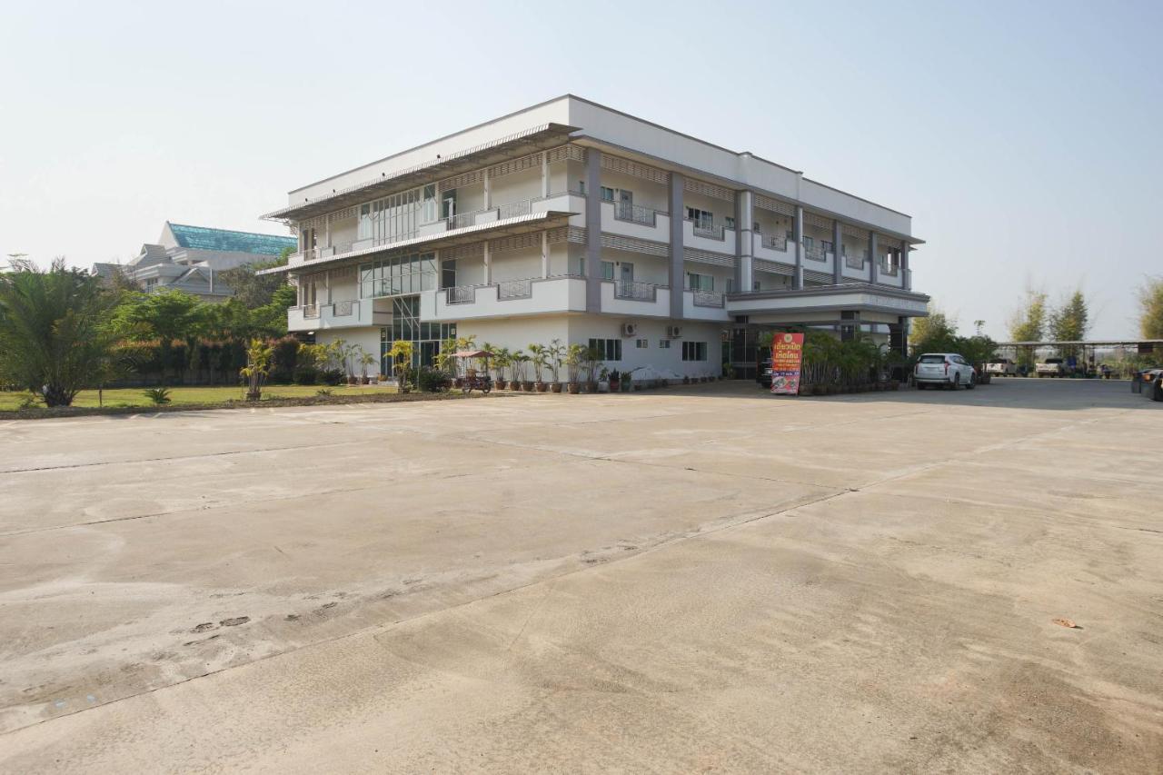 萨克通大酒店 清孔 外观 照片