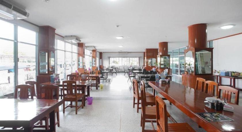 萨克通大酒店 清孔 外观 照片